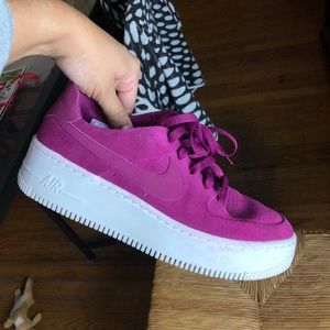 Nike Airforce 1 platform size 9